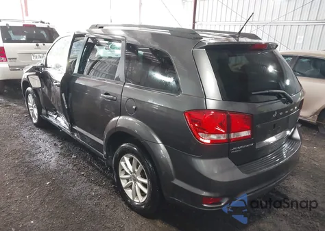 2015 Dodge Journey Sxt z USA, uszkodzony, nr VIN 3C4PDDBG1FT720925